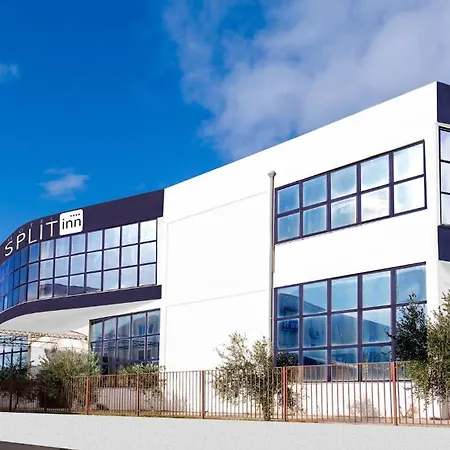 Ξενοδοχείο By President