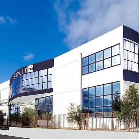 فندق By President