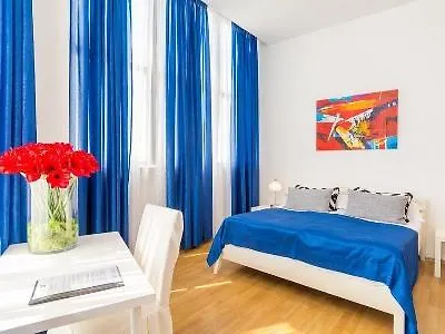 By President Σπλιτ