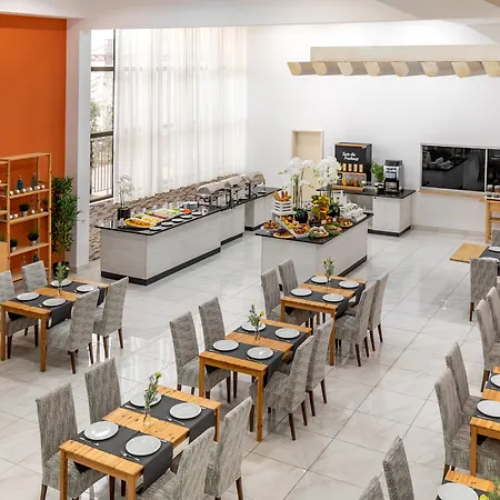 Szálloda By President 4*