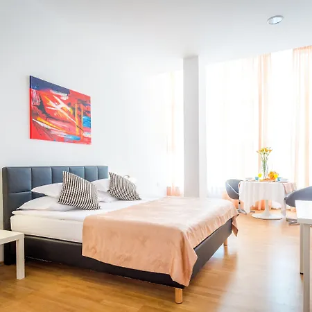 Hotel By President 4*