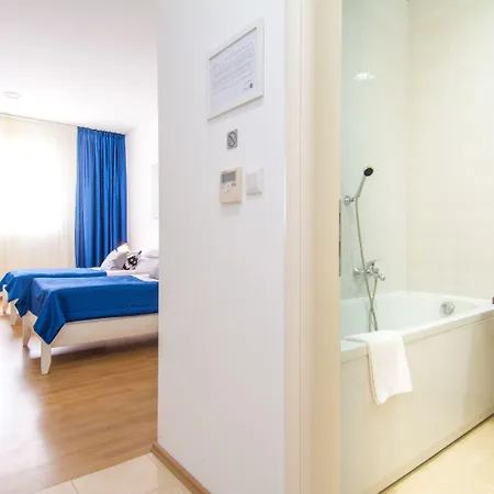 Hotel By President Split