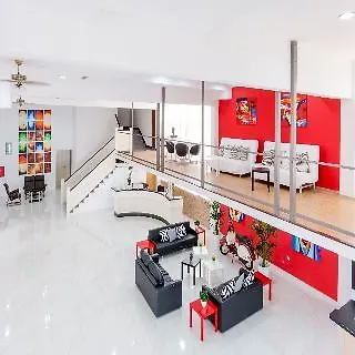 Hotel By President